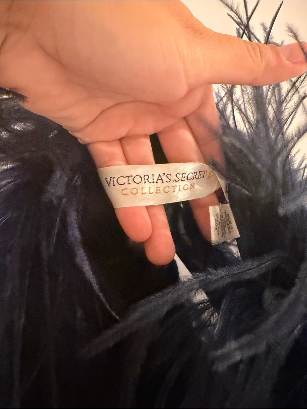 Rare Victoria’s Secret Gold Label Blue Ostrich Feather Robe Medium Vintage Glam - Picture 5 of 5